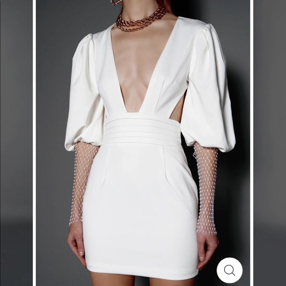 NWT Crystal Mesh Sleeve White Mini Wedding Bachelorette Shower Dress